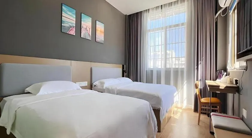 Thank Inn Hotel Hainan Sanya Sanya Bay Seascape Branch 2*,